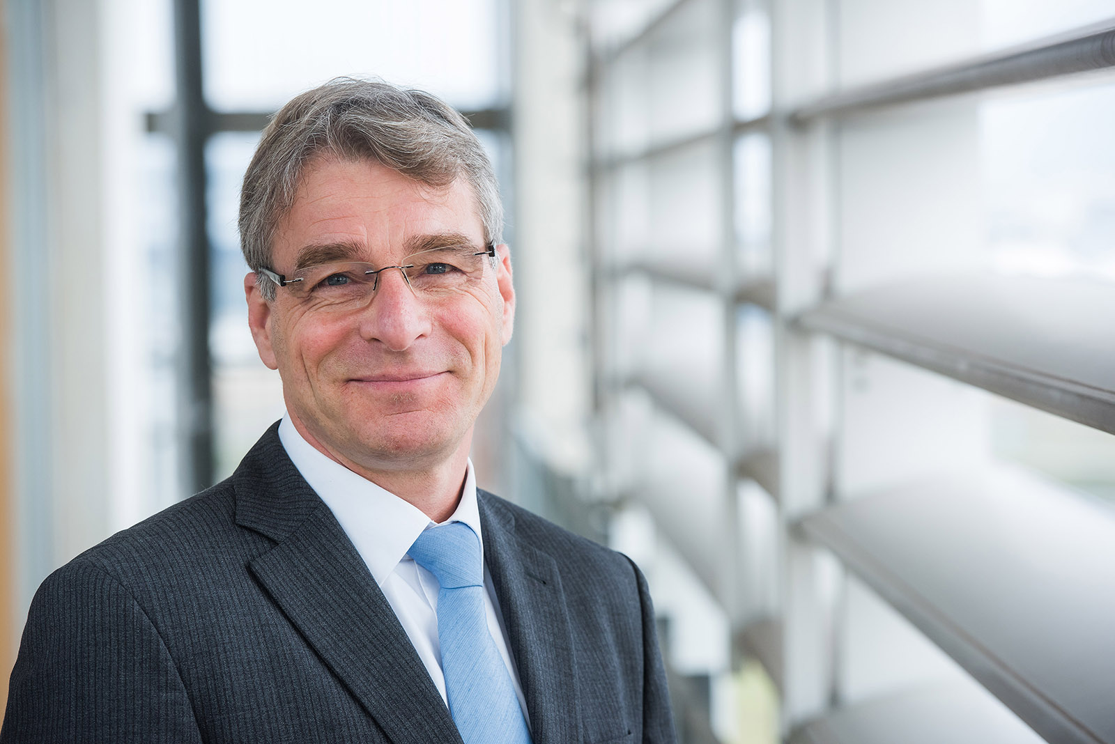 Prof. Oliver Ambacher, Institutsleiter des Fraunhofer-Instituts für Angewandte Festkörpertechnik IAF in Freiburg.