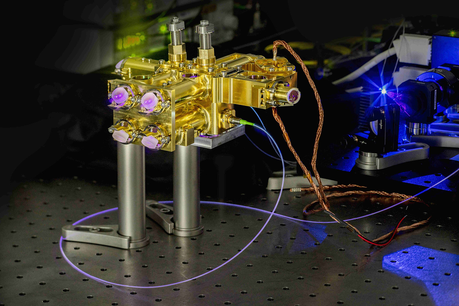 Fraunhofer IOF‘s quantum source. Designed to be fully operational even after extreme stress.