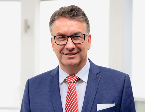 Prof. Uwe Clausen, Vorsitzender der Fraunhofer-Allianz Verkehr