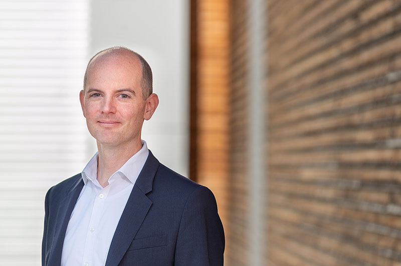 Prof. Dr. Gunnar Grün, Fraunhofer IBP Prof. Dr. Gunnar Grün, stellvertretender Institutsleiter am Fraunhofer-Institut für Bauphysik IBP und Sprecher der Fraunhofer-Allianz BAU.