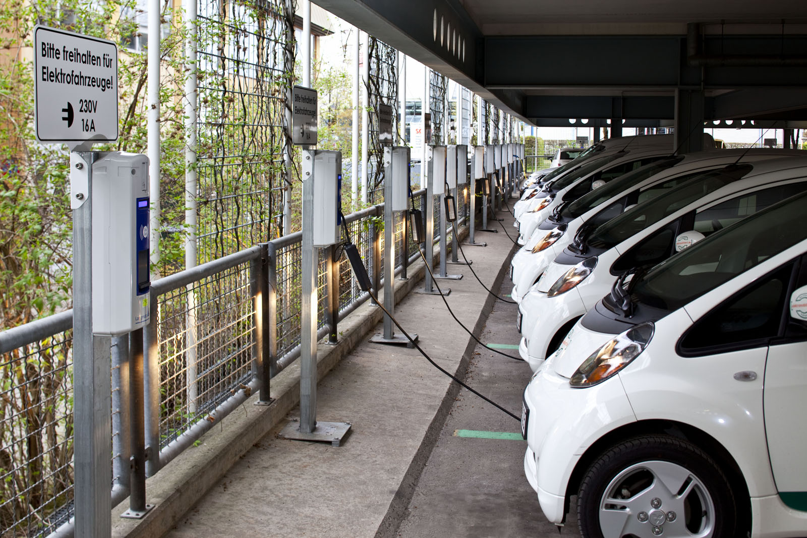 Intelligentes Stromnetz für Elektro-Fuhrpark