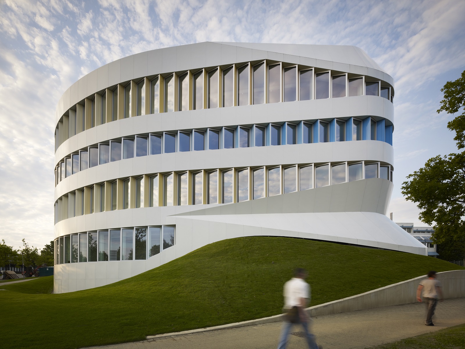 Das Zentrum für Virtuelles Engineering ZVE, Haupsitz des Fraunhofer IAO, Gründungsmitglied des neuen Verbunds.