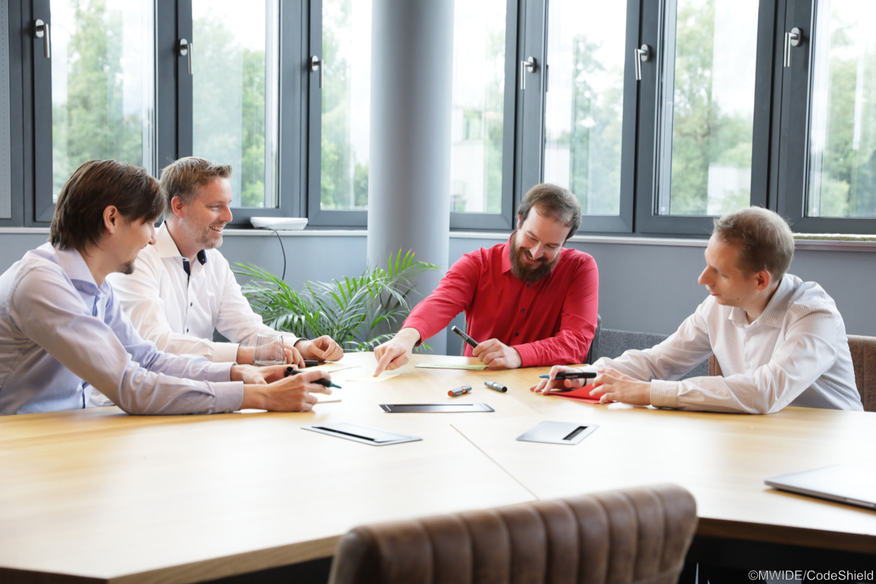 Das Gründungsteam von CodeShield: Dr. Johannes Späth, Prof. Dr. Eric Bodden, Manuel Benz, Andreas Dann (von links nach rechts).