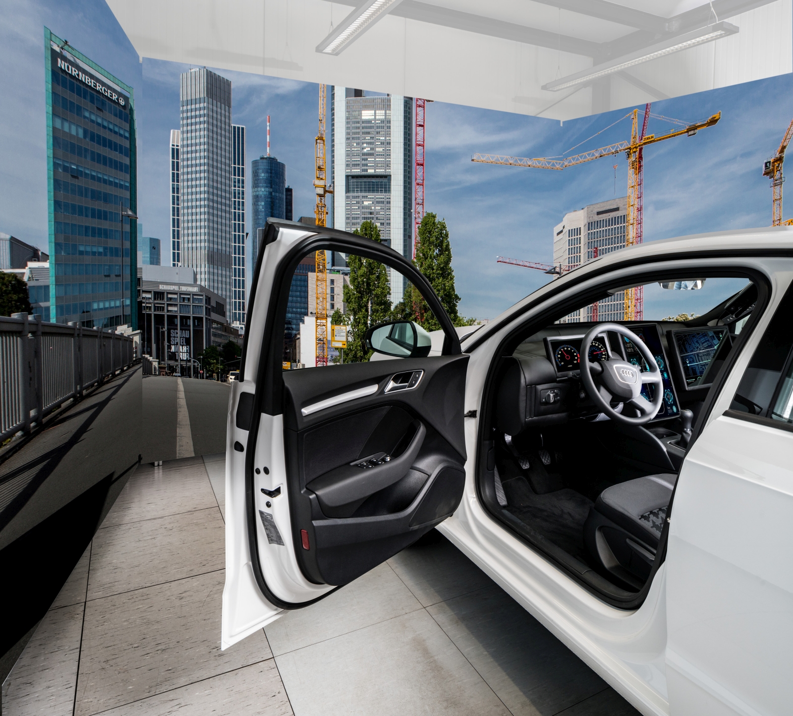 Zur Durchführung von Studien und Datensammlungen bietet das Fraunhofer IOSB einen Fahrsimulator mit umfangreicher Sensorik im Fahrzeuginnenraum.