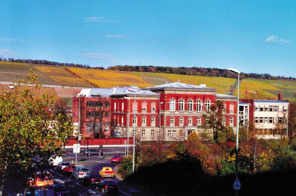 Fraunhofer-Institut für Silicatforschung ISC in Würzburg, 1971 