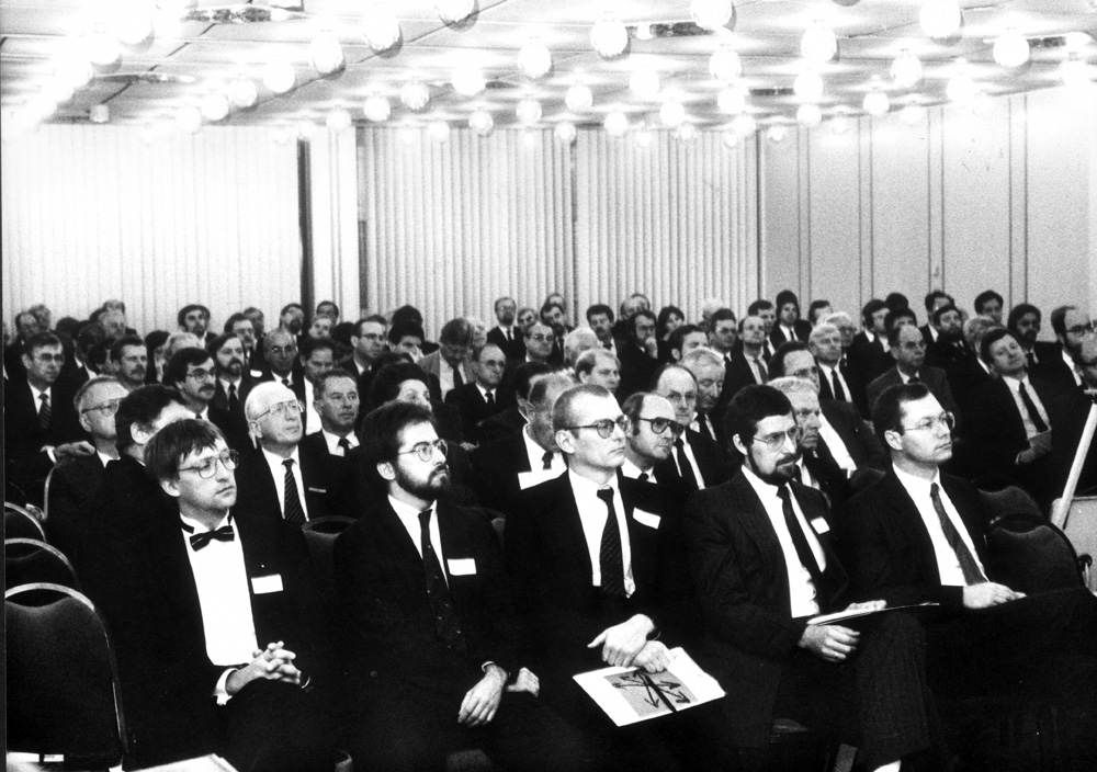 Preisverleihung der Joseph-von-Fraunhofer-Preise 1986 auf der Jahrestagung in Wiesbaden.