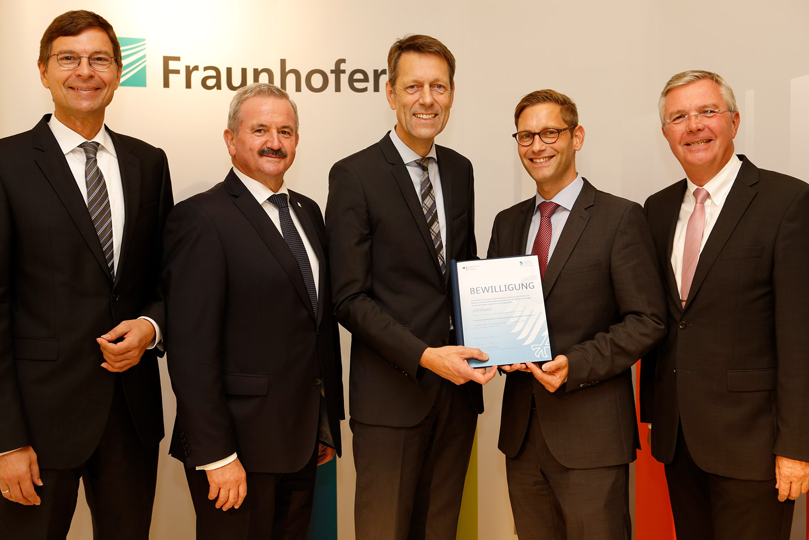 Förderbescheidübergabe für den Industrial Data Space am 23. September 2015 in Berlin