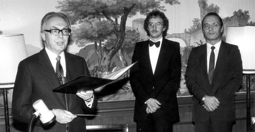 Joseph von Fraunhofer award winner 1979 Wilhelm Repplinger (center) and Dr. med. Wolfgang Mohr (right)
