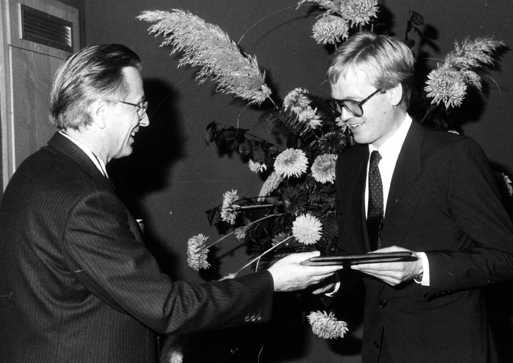 Winner of the Joseph von Fraunhofer Award 1984 August Potthast from the Fraunhofer Institute for Production Systems and Design Technology IPK