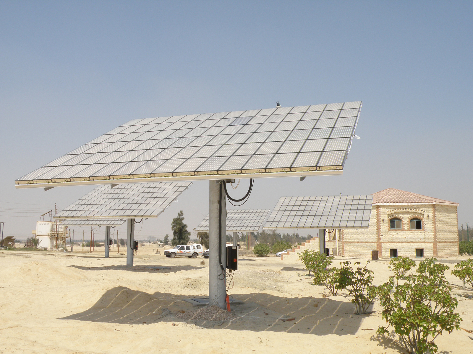 Picture: concentrating photovoltaic modules in Egypt 