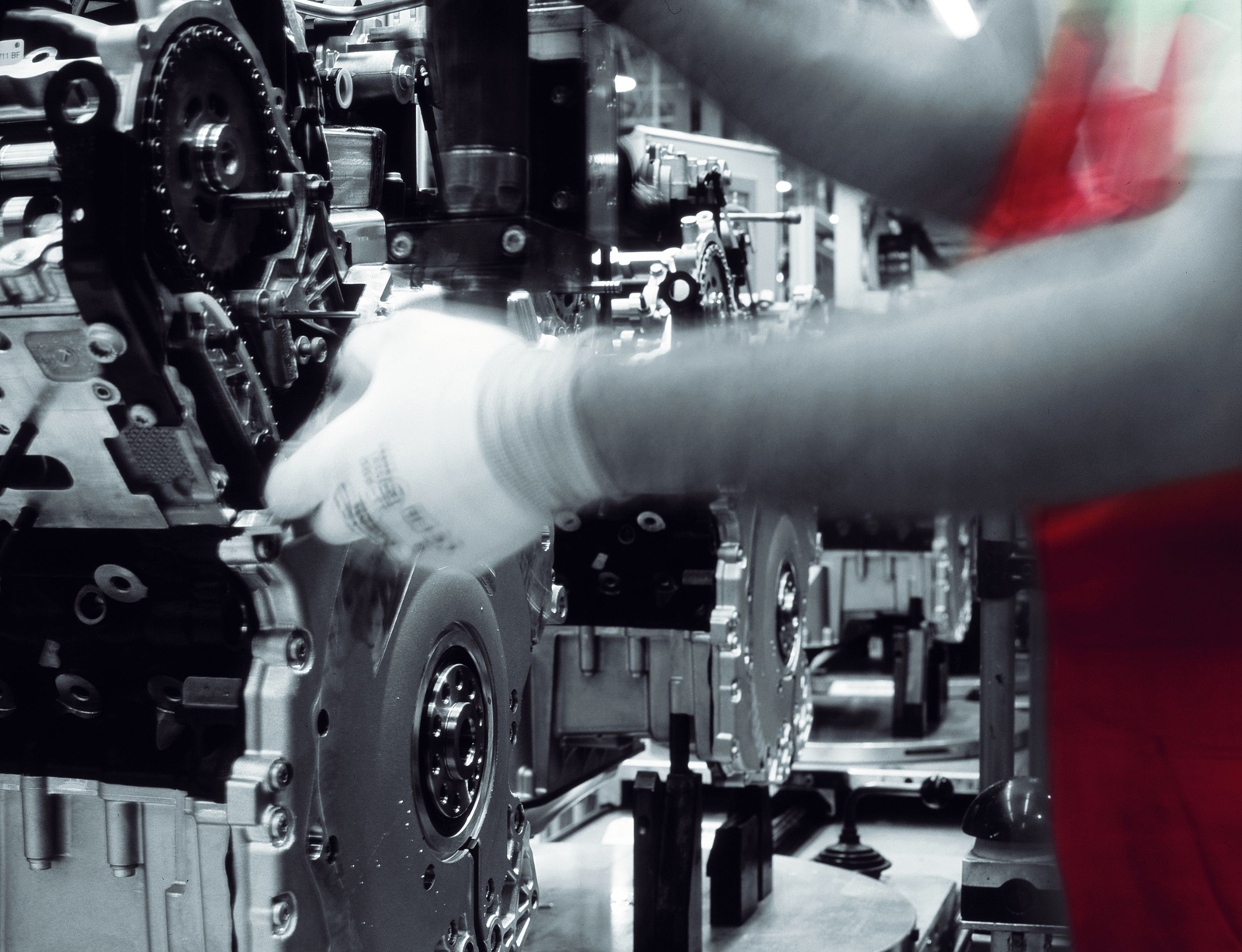 Picture: assembly of chain drives