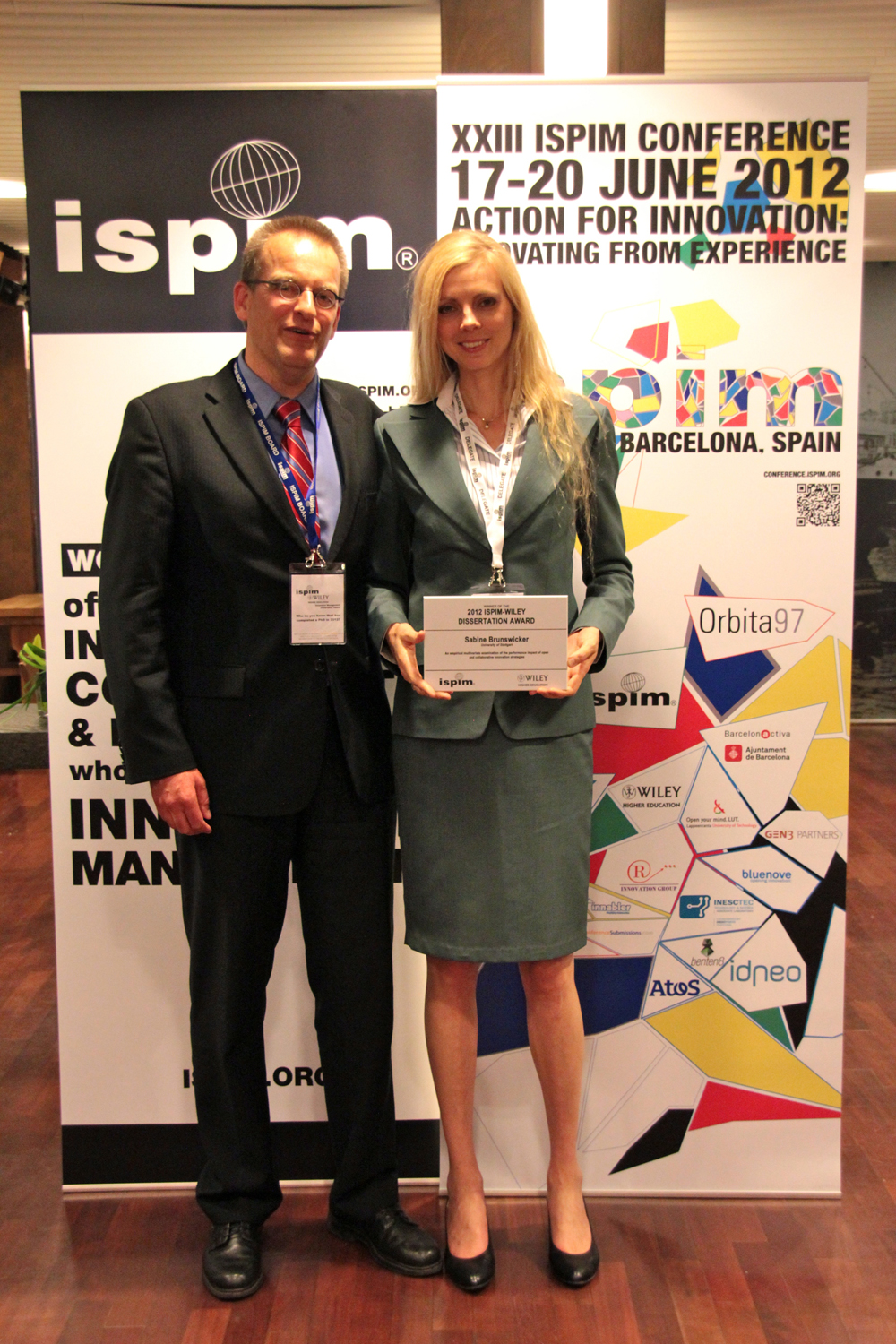 pi44_g_Open Innovation: Fraunhofer Researcher Receives Award for Dissertation picture: Dr. Sabine Brunswicker