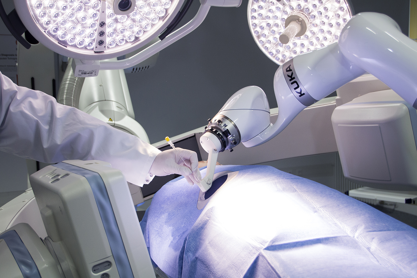 The new robotic assistant requires just five minutes to position the needle.