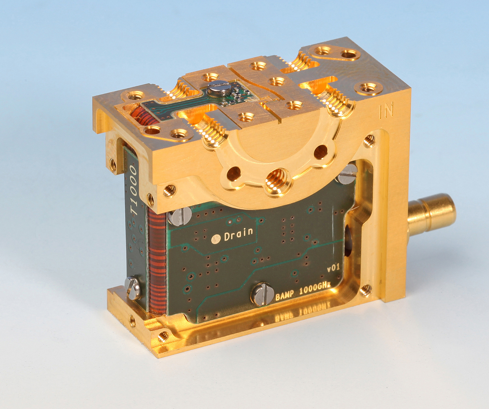 Amplifier module: The low-noise, high-sensitivity microwave amplifiers of the Fraunhofer IAF can already detect signals of only a few nanowatts. They are based on the semiconductor material indium-gallium-arsenide. 