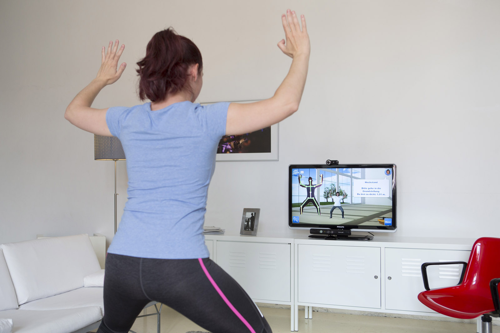 Rehabilitation in your own living room: Hip- and knee-joint patients could soon benefit from new telemedical exercise therapy. Its effectiveness has been proven. The product should be available on the market in 2019.