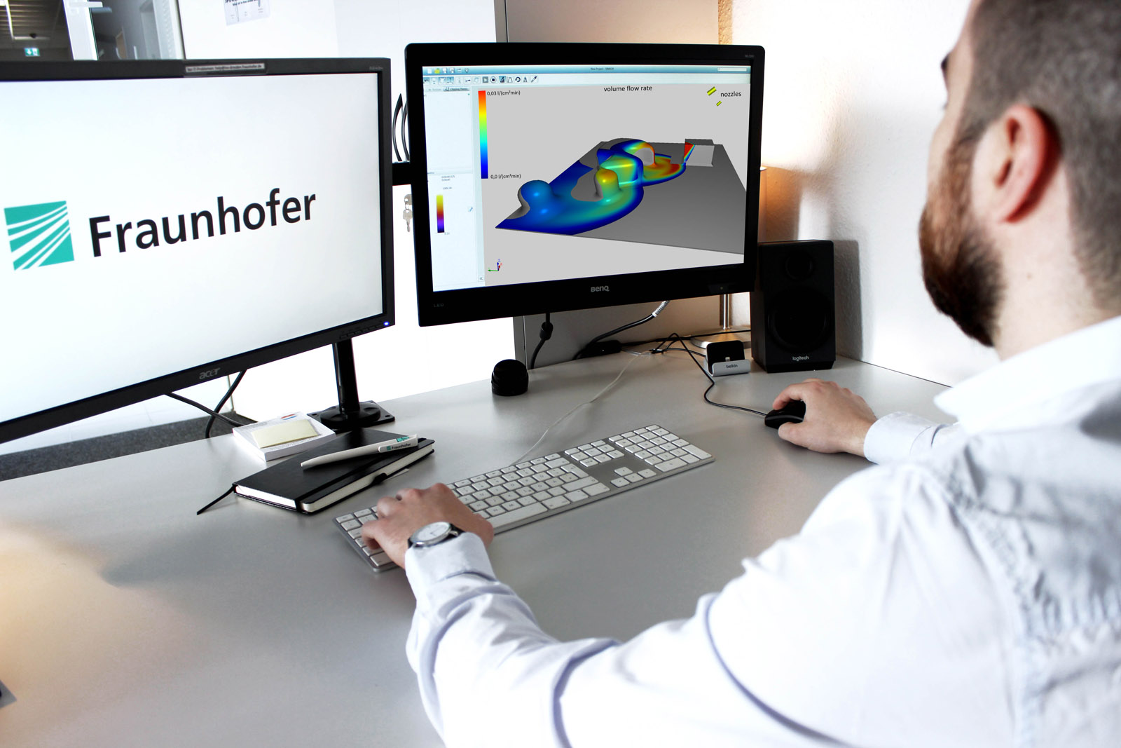 Positioning full cone nozzles in a CAD environment.