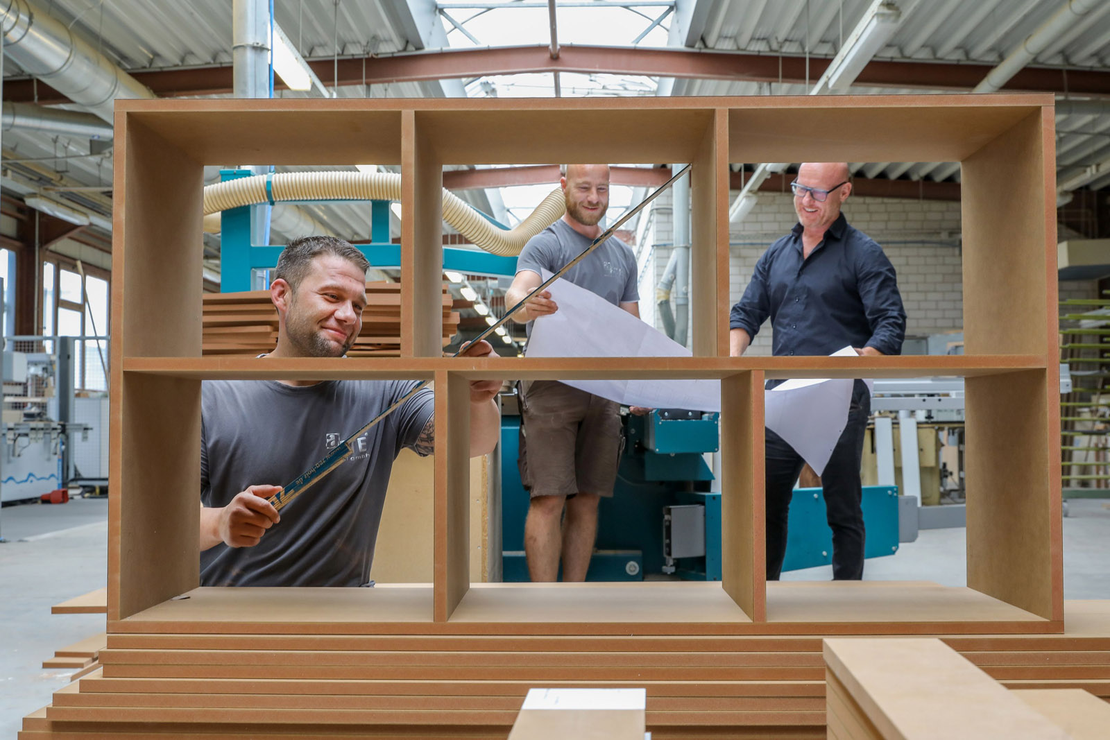 New business models. Thanks to this system, project partner aRTE Möbel GmbH hopes to offer fully sustainable furniture in the future, which is made out of wood and with electricity that is certified to have been produced ecologically.