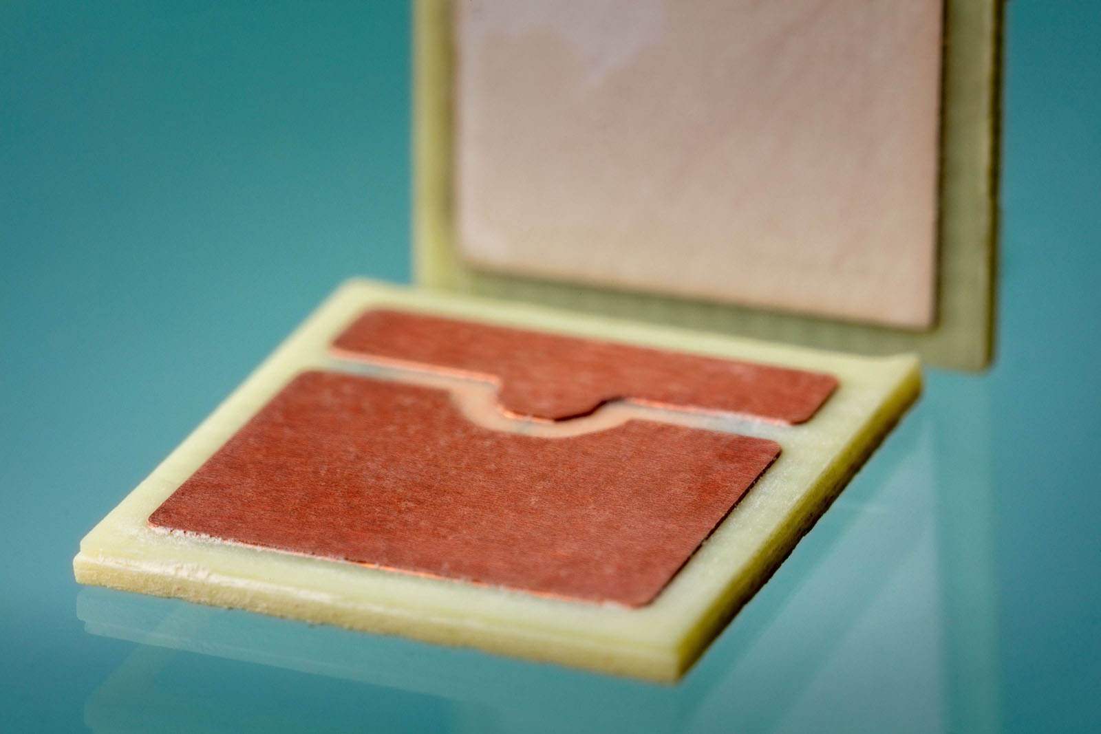 Embedded silicon carbide on its way to mass manufacturing for e-mobility applications.