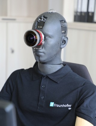 Das neue Messsystem DressMAN360° erlaubt umfassende Rückschlüsse auf den Komfort am Industriearbeitsplatz.