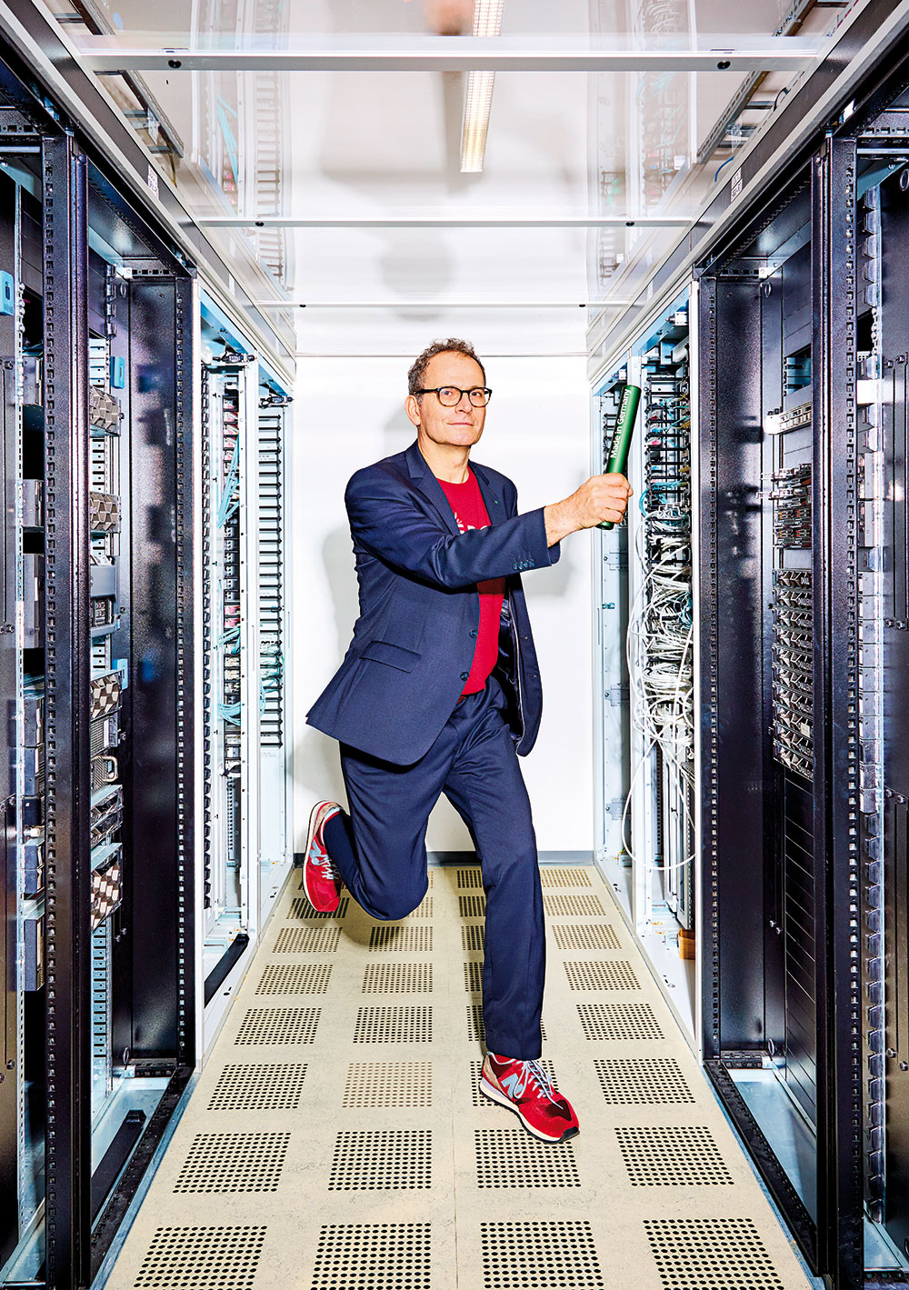 Unleashing superpowers: Michael Fritz focuses on dynamic data transfer at Fraunhofer CCIT.