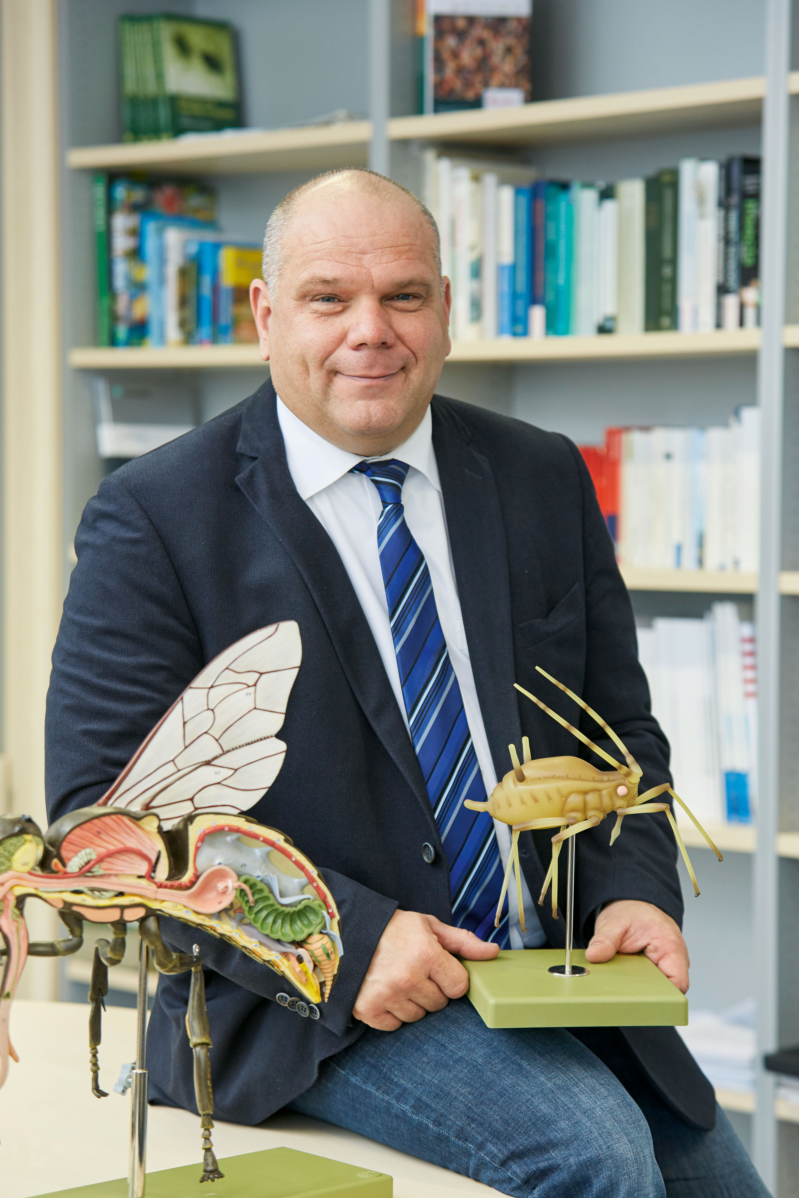 "Learning from insects means learning to win." Prof. Andreas Vilcinskas has had a decisive influence on insect biotechnology.